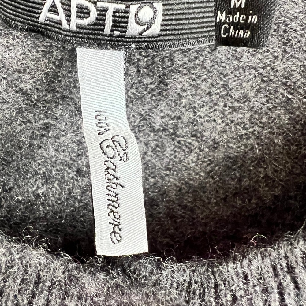100% Cashmere Argyle Cardigan Medium Grey Pink Preppy Academia Teacher Layers - Picture 3 of 10